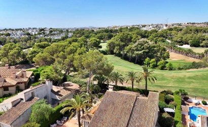 Herverkoop - Villa -
Orihuela Costa - Villamartín