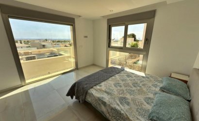 Herverkoop - Villa -
Orihuela Costa - Villamartín