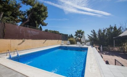 Herverkoop - Villa -
Elche - Costa Blanca