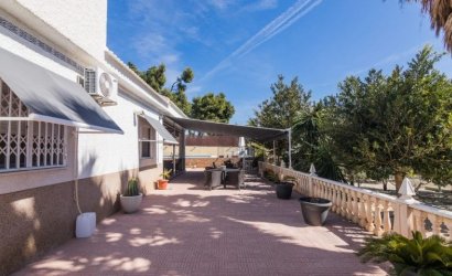 Herverkoop - Villa -
Elche - Costa Blanca