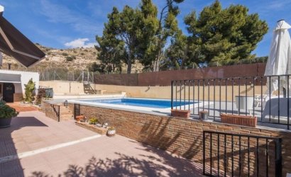 Herverkoop - Villa -
Elche - Costa Blanca