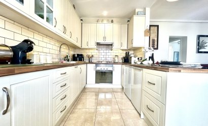 Reventa - Villa -
Villamartin - Costa Blanca