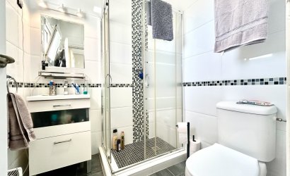 Reventa - Villa -
Villamartin - Costa Blanca
