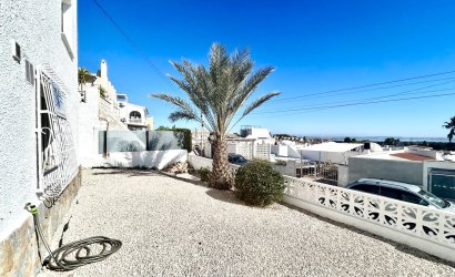 Reventa - Villa -
Villamartin - Costa Blanca