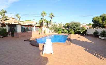 Reventa - Villa -
Torrevieja - Costa Blanca