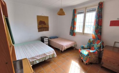 Resale - Country House -
Yecla - Inland