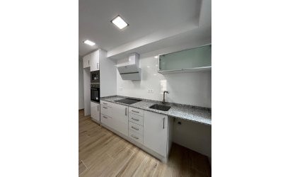 Herverkoop - Apartment -
Torrevieja - La Mata
