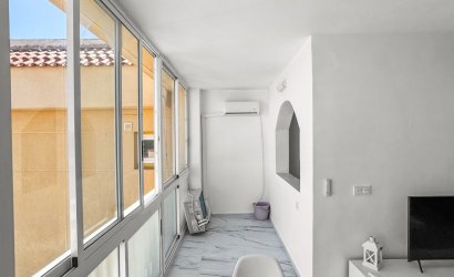 Resale - Apartment -
Orihuela Costa - Punta Prima