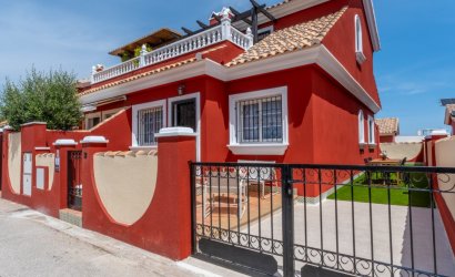 Herverkoop - Villa -
Orihuela Costa - Costa Blanca