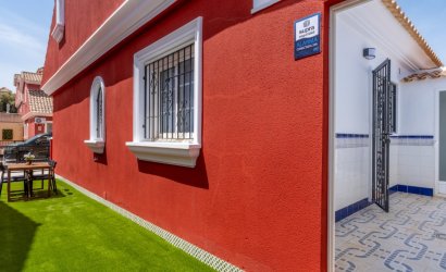 Herverkoop - Villa -
Orihuela Costa - Costa Blanca
