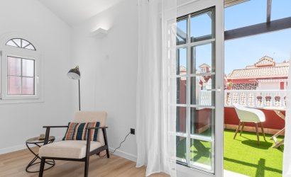 Herverkoop - Villa -
Orihuela Costa - Costa Blanca