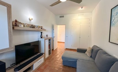 Herverkoop - Villa -
Campoamor - Costa Blanca