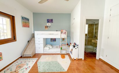 Herverkoop - Villa -
Campoamor - Costa Blanca