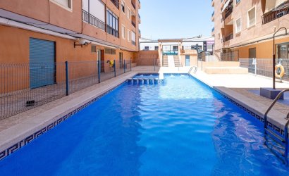 Herverkoop - Apartment -
Torrevieja - Centro