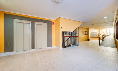 Herverkoop - Apartment -
Torrevieja - Centro
