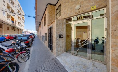Herverkoop - Apartment -
Torrevieja - Centro