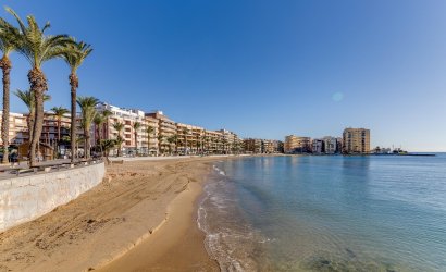 Herverkoop - Apartment -
Torrevieja - Centro