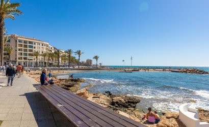 Herverkoop - Apartment -
Torrevieja - Centro