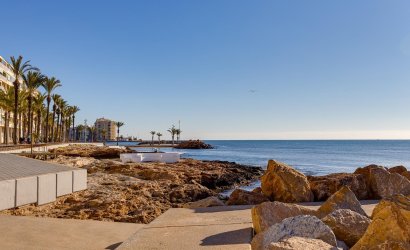 Herverkoop - Apartment -
Torrevieja - Centro