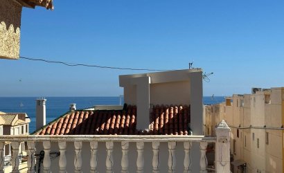 Herverkoop - Town House -
Torrevieja - Cabo Cervera