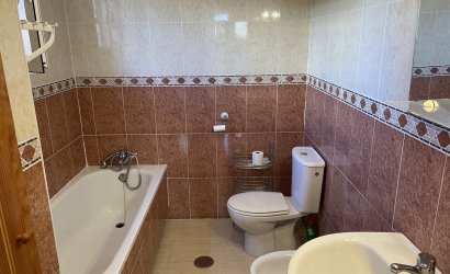 Reventa - Villa -
Camposol - Inland