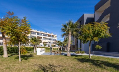 Reventa - Ático -
Orihuela Costa - Playa Flamenca