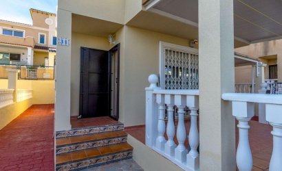 Resale - Villa -
Orihuela Costa - Costa Blanca