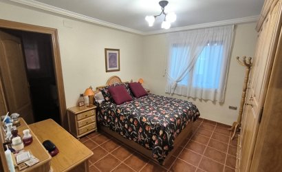 Reventa - Villa -
Yecla - Inland