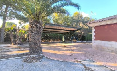 Reventa - Villa -
Yecla - Inland