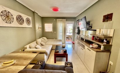 Reventa - Apartment -
Los Altos - Costa Blanca