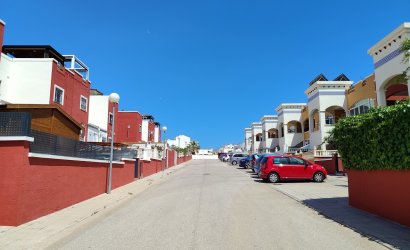 Reventa - Apartment -
Los Altos - Costa Blanca