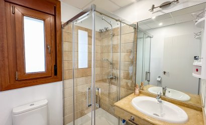 Herverkoop - Villa -
Campoamor - Costa Blanca