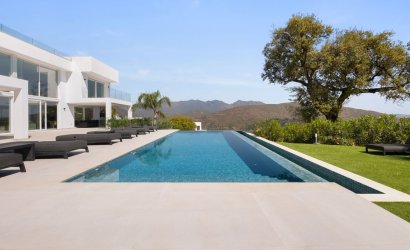 Reventa - Villa -
La Mairena - Inland