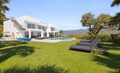 Reventa - Villa -
La Mairena - Inland