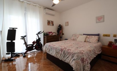 Reventa - Ático -
Torrevieja - Costa Blanca