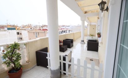 Reventa - Ático -
Torrevieja - Costa Blanca