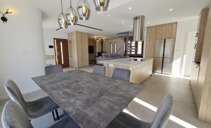 Reventa - Villa -
Orihuela Costa - Cabo Roig