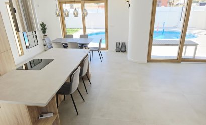 Reventa - Villa -
Orihuela Costa - Cabo Roig