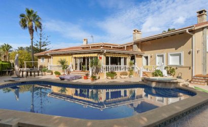 Reventa - Villa -
Cabo Roig - Muy Cerca De La Playa