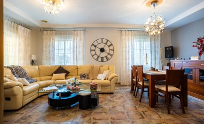 Herverkoop - Villa -
Elche - Costa Blanca