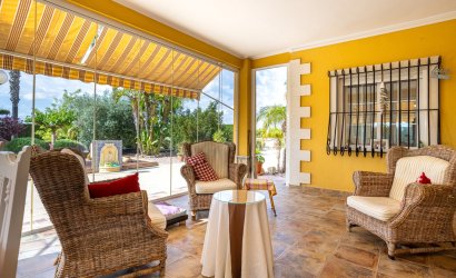 Herverkoop - Villa -
Elche - Costa Blanca