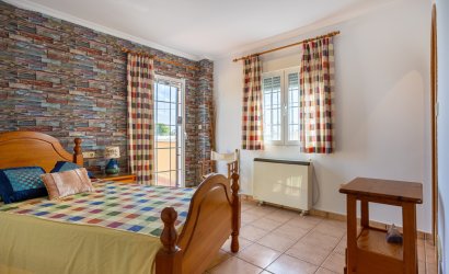 Herverkoop - Villa -
Elche - Costa Blanca
