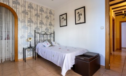 Herverkoop - Villa -
Elche - Costa Blanca