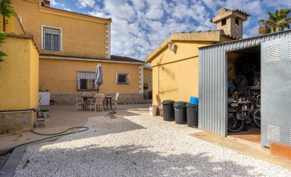 Herverkoop - Villa -
Elche - Costa Blanca
