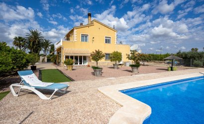 Herverkoop - Villa -
Elche - Costa Blanca