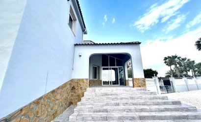 Reventa - Villa -
Catral - Costa Blanca