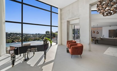 Reventa - Villa -
El Paraíso, Estepona - Costa del Sol