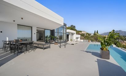 Reventa - Villa -
El Paraíso, Estepona - Costa del Sol