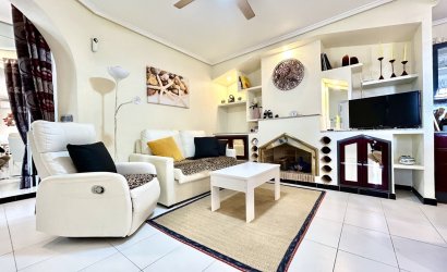 Reventa - Apartment -
Los Altos - Costa Blanca