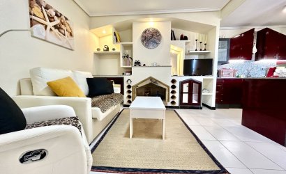 Reventa - Apartment -
Los Altos - Costa Blanca